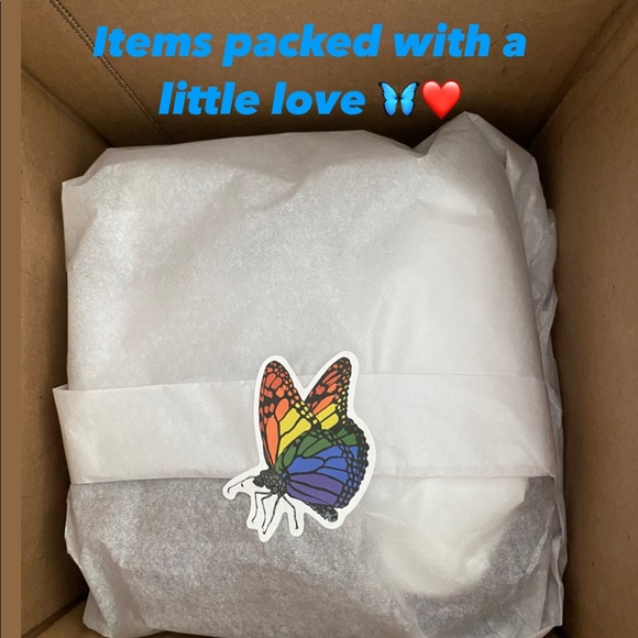 Meet your Posher, Erin - Picture 4 of 4